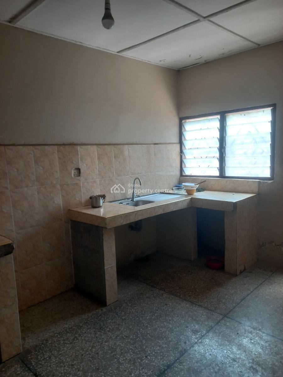 4 Bedrooms, Antoa, Near The Government Primary School., Kumasi Metropolitan, Ashanti, House for Sale