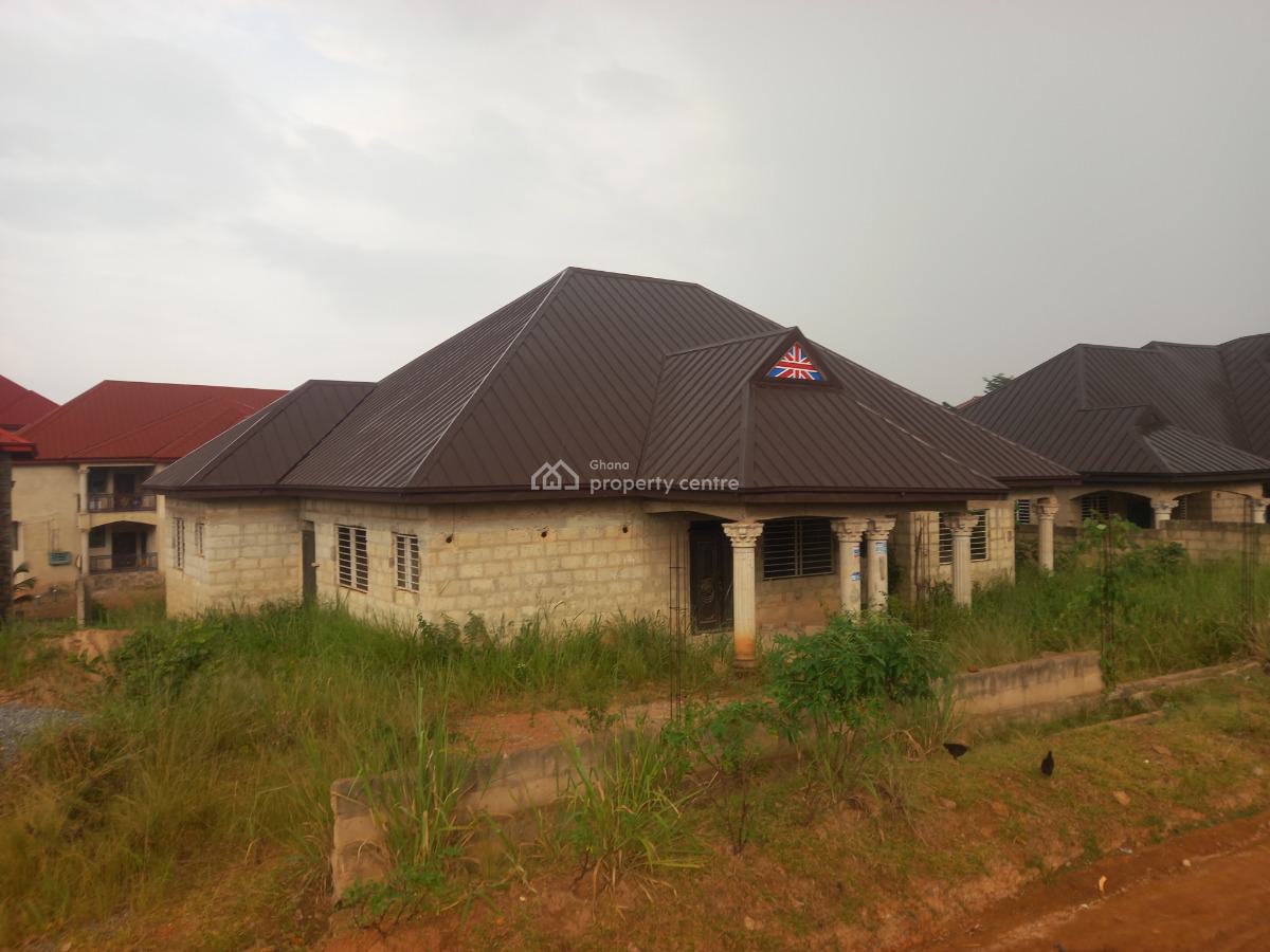 5 Bedrooms, Agyaako Buoho, Near Atimatim, Kronum Afrancho., Kumasi Metropolitan, Ashanti, House for Sale