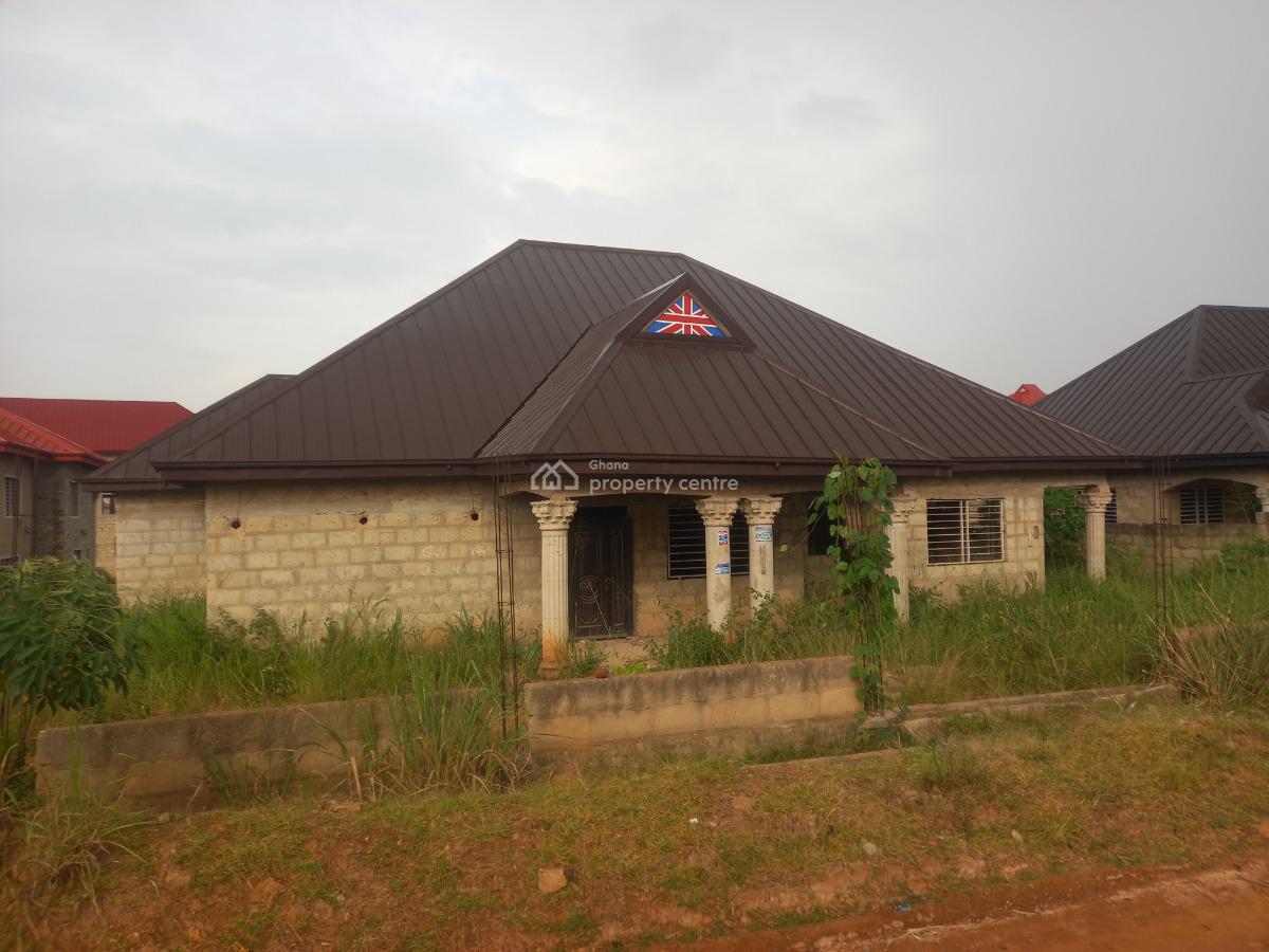 5 Bedrooms, Agyaako Buoho, Near Atimatim, Kronum Afrancho., Kumasi Metropolitan, Ashanti, House for Sale