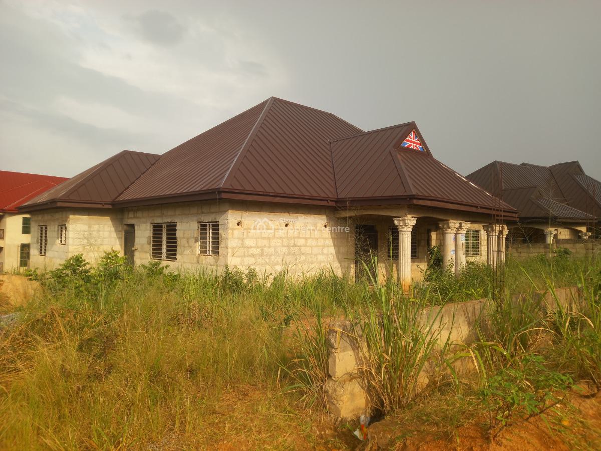 5 Bedrooms, Agyaako Buoho, Near Atimatim, Kronum Afrancho., Kumasi Metropolitan, Ashanti, House for Sale