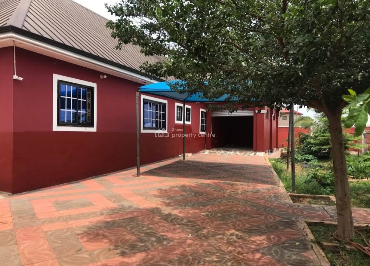 5 Bedrooms, Techiman Municipal, Brong Ahafo, House for Sale