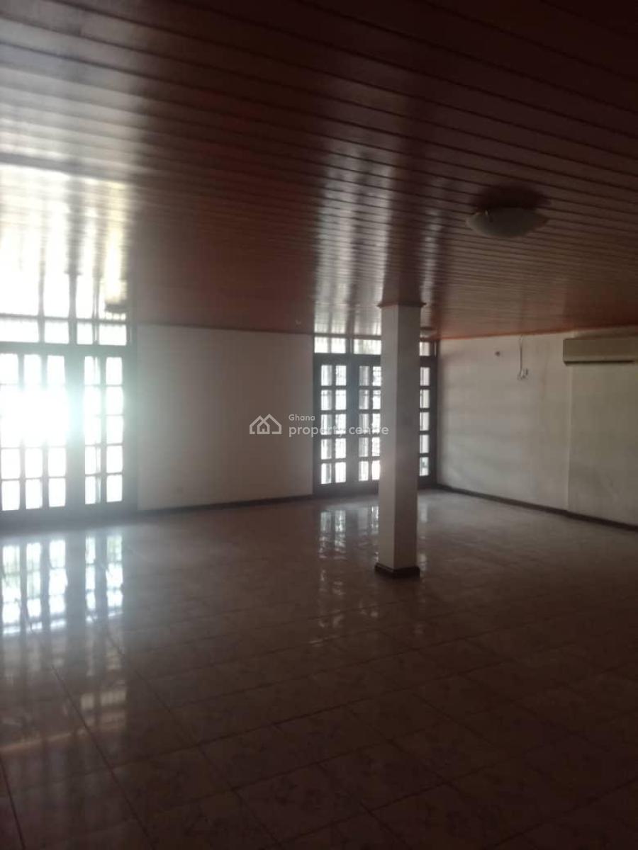 Executive 6-bedroom, Airport Residential Area, Accra, House for Rent