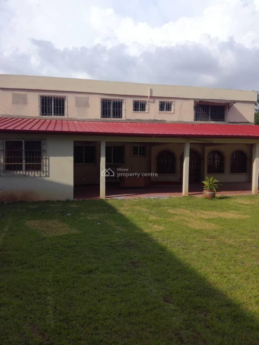 Executive 6-bedroom, Airport Residential Area, Accra, House for Rent