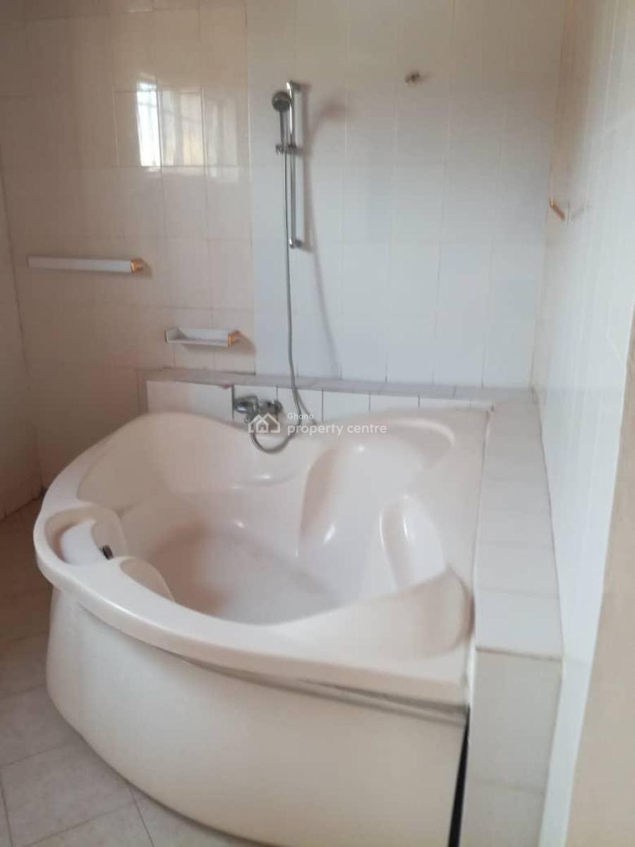 Executive 6-bedroom, Airport Residential Area, Accra, House for Rent