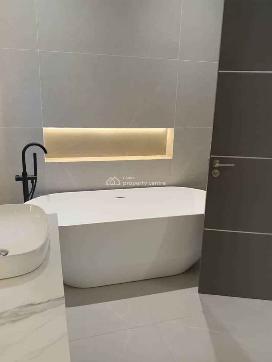 Executive 4 Bedroom, Ashaley Botwe, Adenta Municipal, Accra, House for Sale