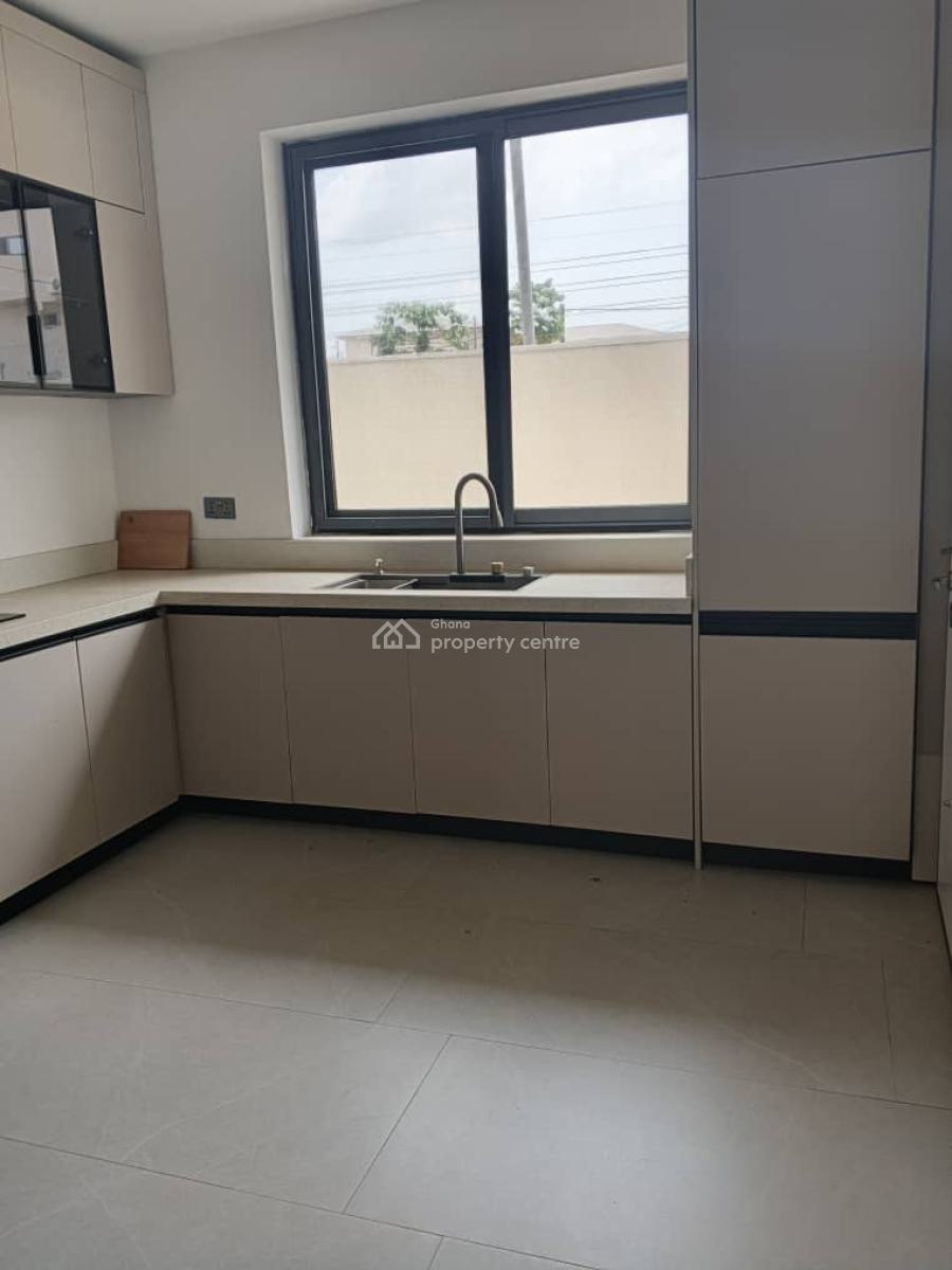 Executive 4 Bedroom, Ashaley Botwe, Adenta Municipal, Accra, House for Sale