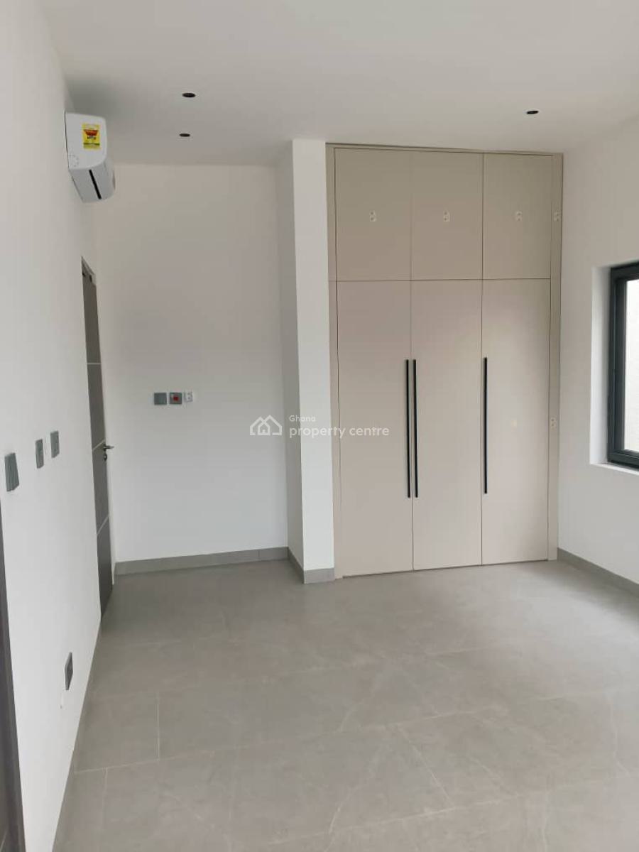 Executive 4 Bedroom, Ashaley Botwe, Adenta Municipal, Accra, House for Sale