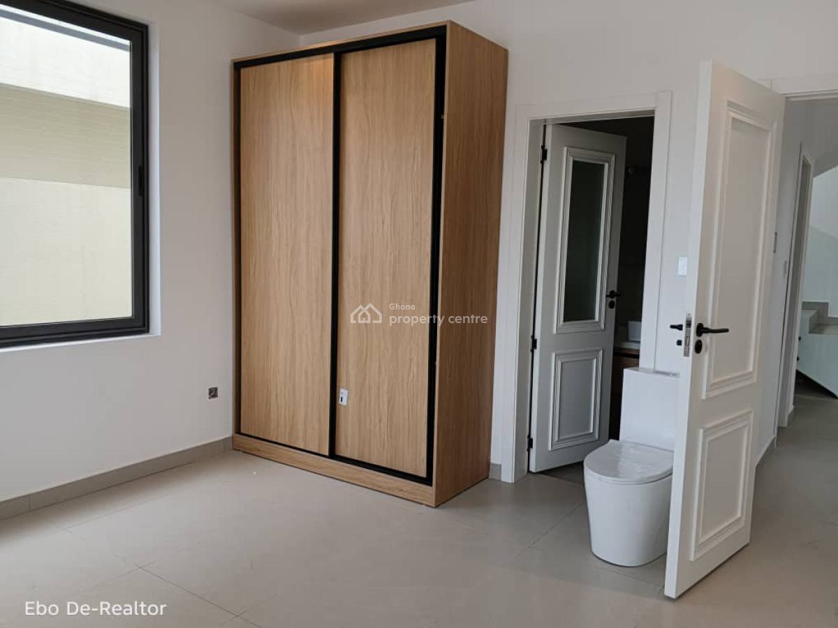 Executive 4 Bedroom, Ashaley Botwe, Adenta Municipal, Accra, House for Sale