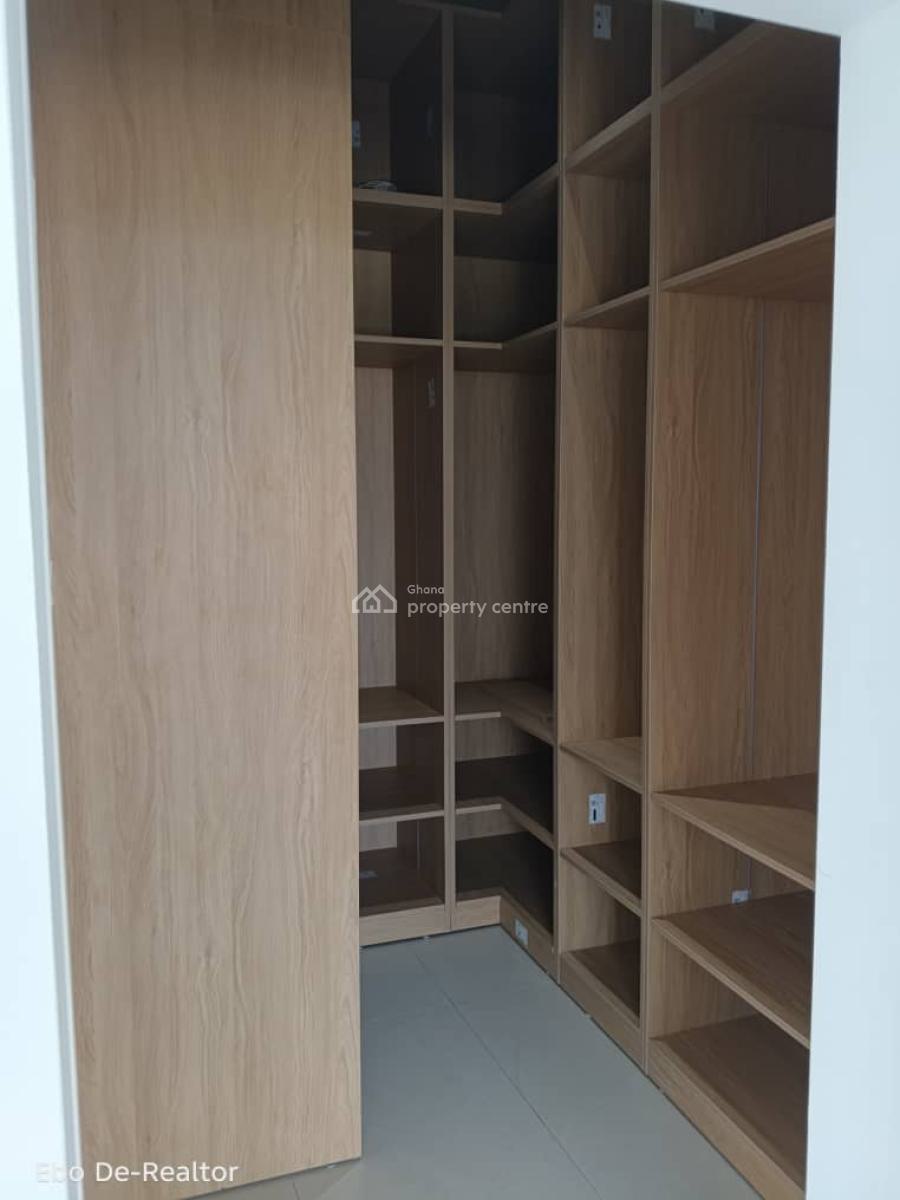 Executive 4 Bedroom, Ashaley Botwe, Adenta Municipal, Accra, House for Sale