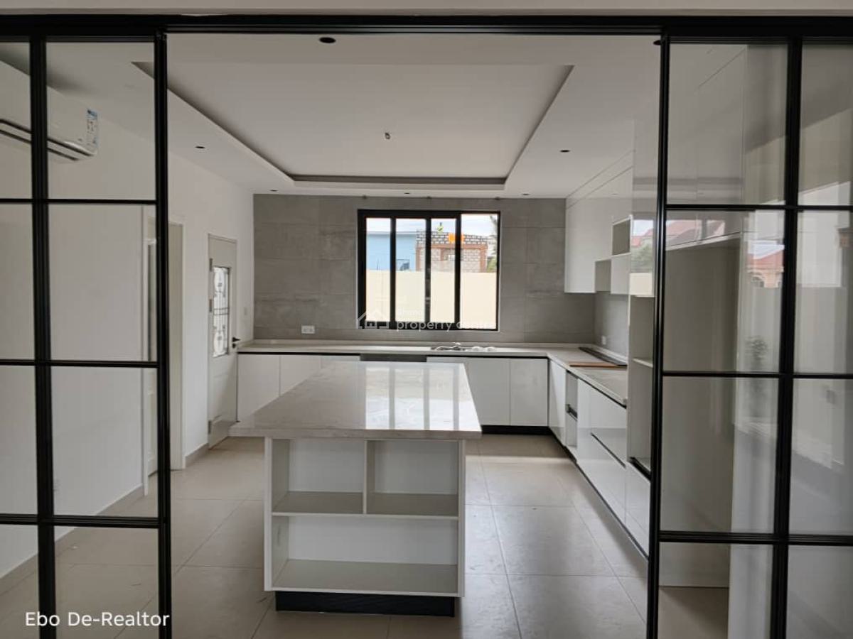 Executive 4 Bedroom, Ashaley Botwe, Adenta Municipal, Accra, House for Sale
