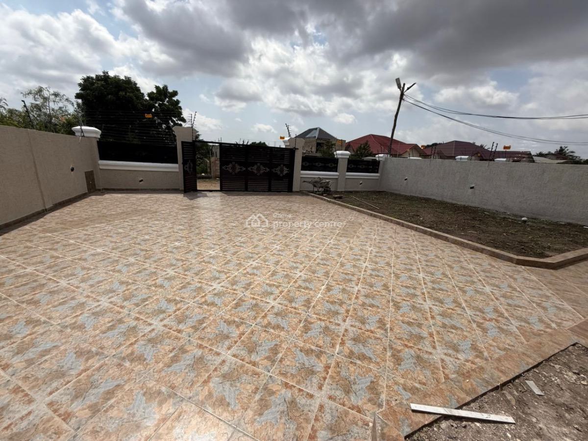 3 Bedrooms, Sonitra, Ablekuma South, Accra Metropolitan, Accra, Detached Bungalow for Sale