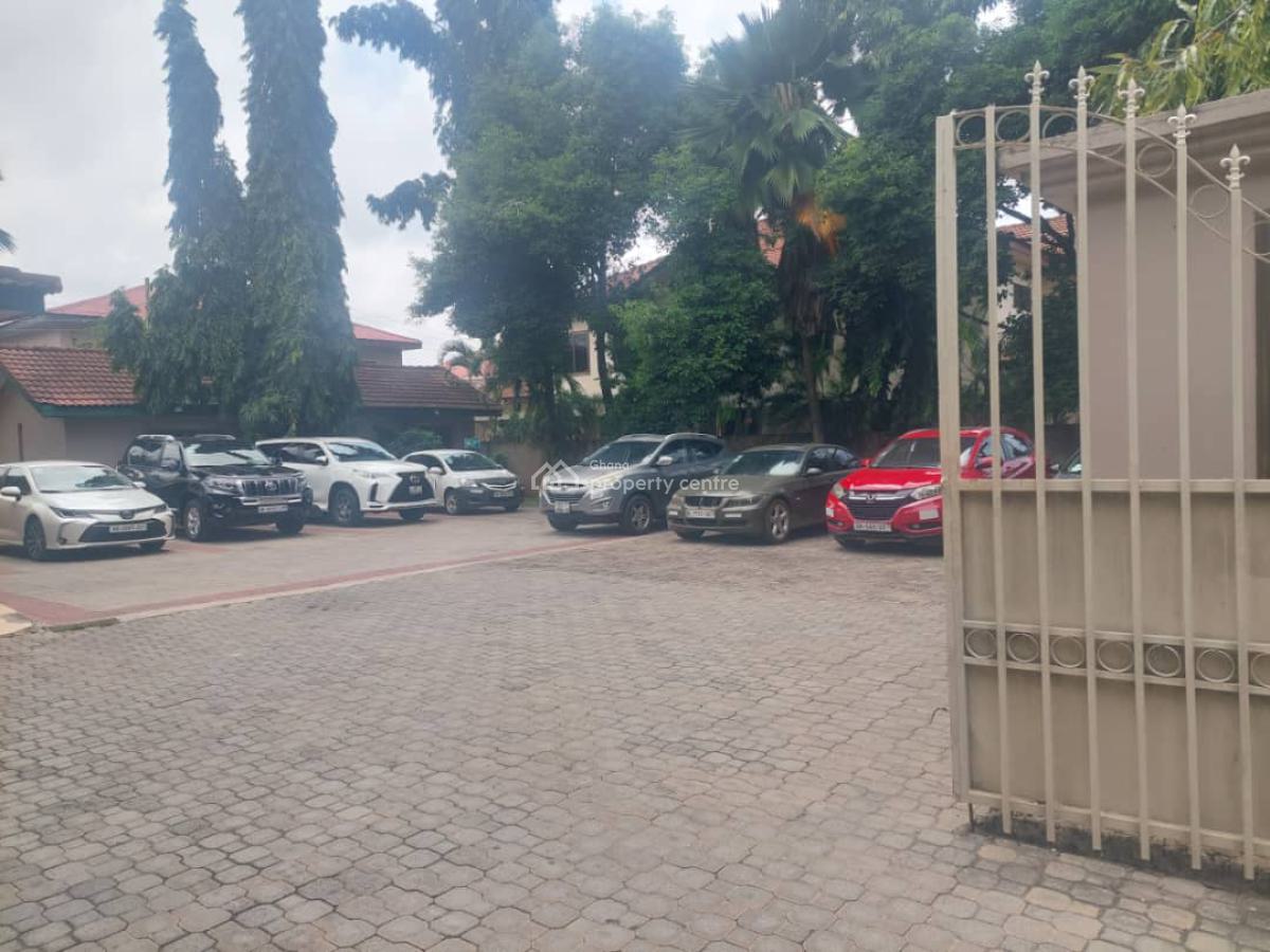 Executive 6 Bedroom, Cantonments, Accra, Office Space for Rent