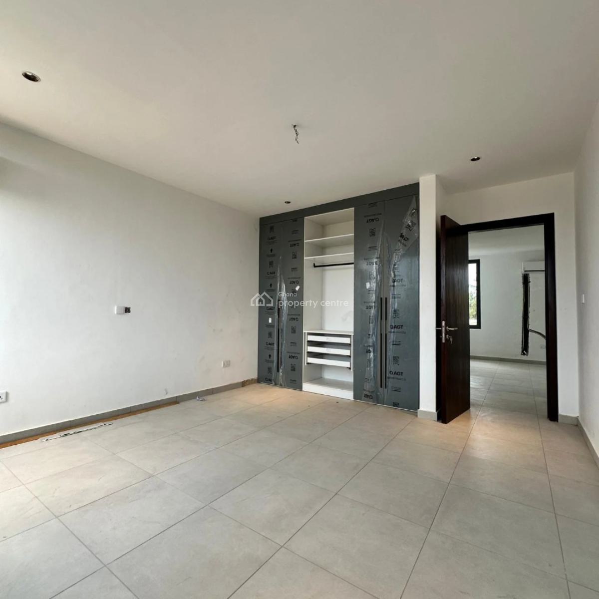 Executive 3 Bedrooms, Ashaley Botwe, Adenta Municipal, Accra, House for Sale