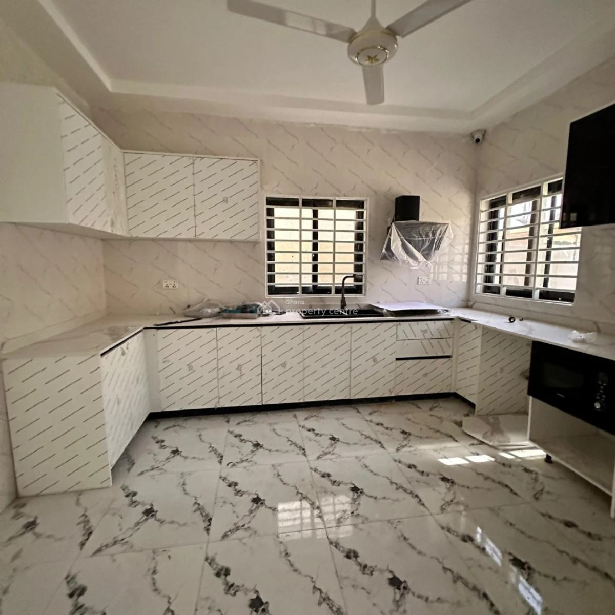 Executive 3 Bedrooms, Spintex, Accra, House for Sale