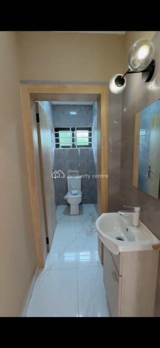 Newly Built 4 Bedroom Townhouses. Gated Community., Spintex Baatsona, Spintex, Accra, Townhouse for Sale