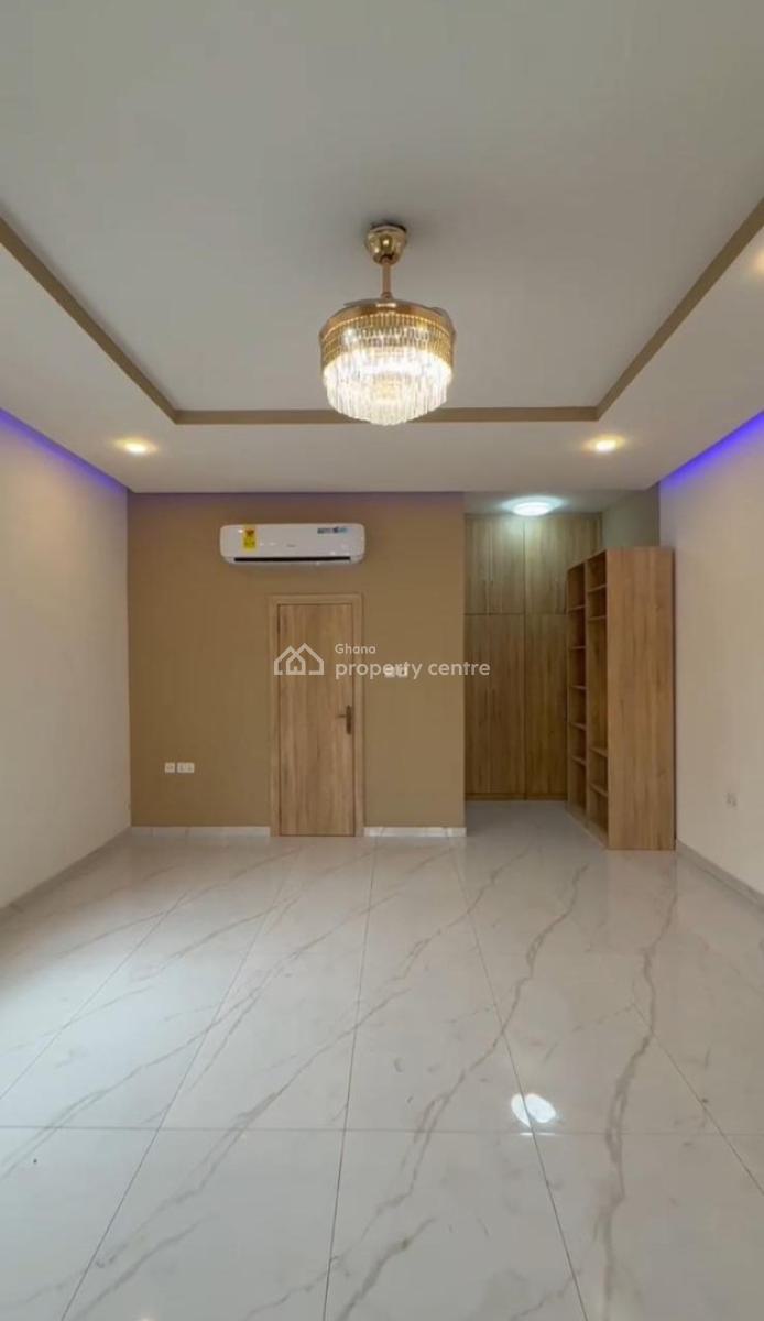 Newly Built 4 Bedroom Townhouses. Gated Community., Baatsona, Spintex, Accra, Townhouse for Sale