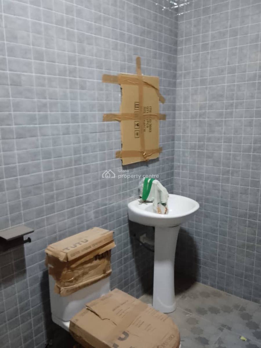 One Bedroom Self Contain Apartment, Tse Addo Round About, Tse Addo, Accra, Mini Flat for Rent