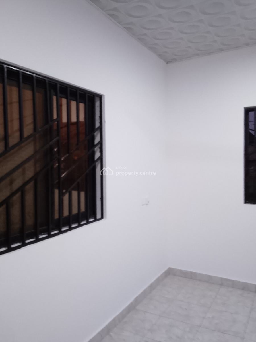 One Bedroom Self Contain Apartment, Tse Addo Round About, Tse Addo, Accra, Mini Flat for Rent