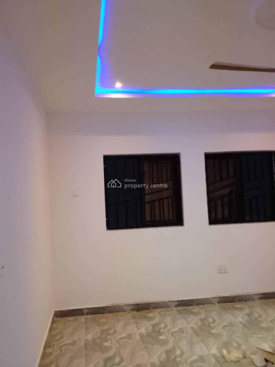 One Bedroom Self Contain Apartment, Tse Addo Round About, Tse Addo, Accra, Mini Flat for Rent
