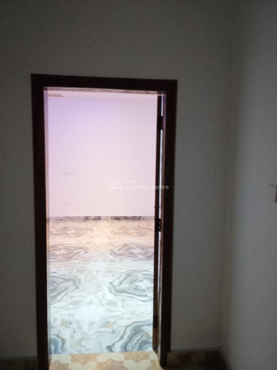 One Bedroom Self Contain Apartment, Tse Addo Round About, Tse Addo, Accra, Mini Flat for Rent