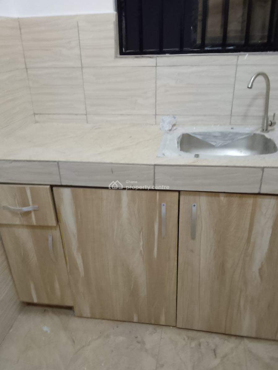 One Bedroom Self Contain Apartment, Tse Addo Round About, Tse Addo, Accra, Mini Flat for Rent