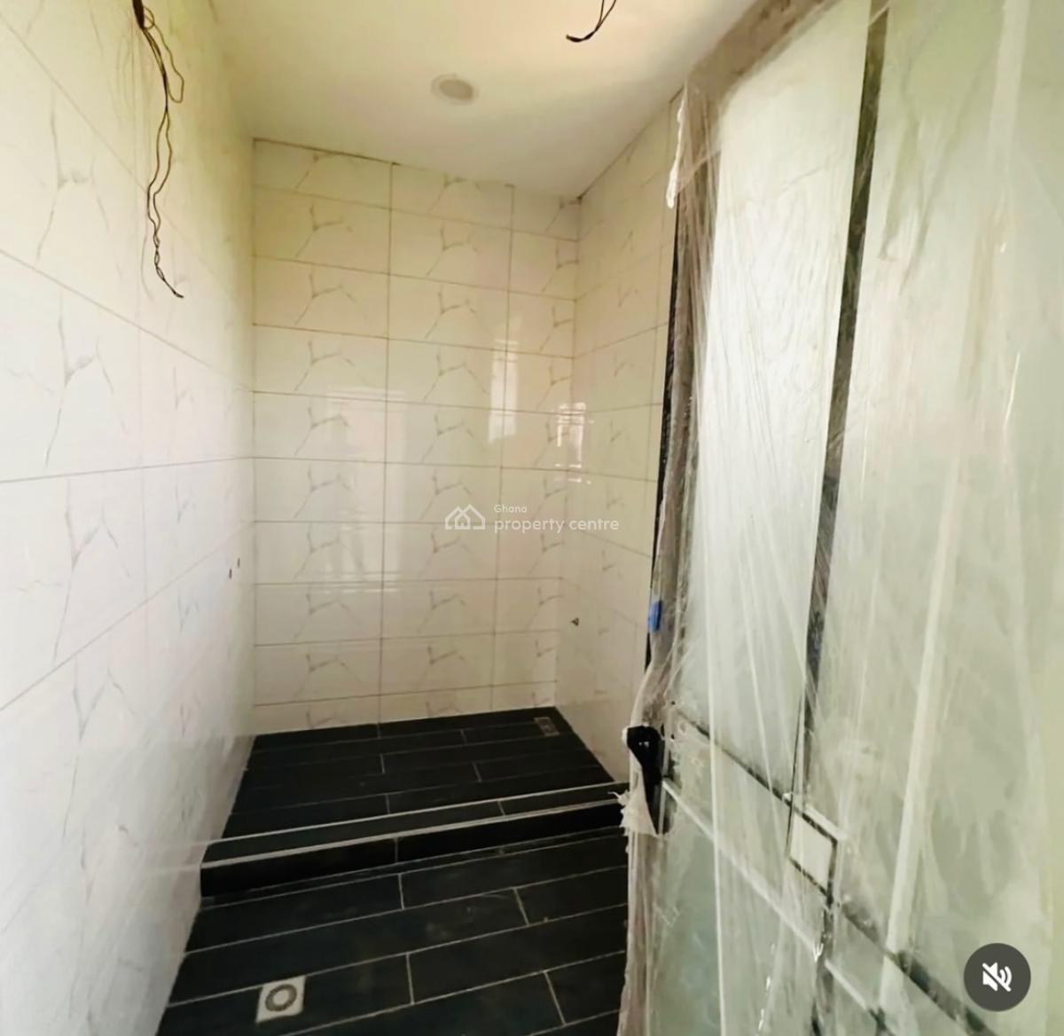 Executive 4 Bedroom, Ashaley Botwe, Adenta Municipal, Accra, House for Sale