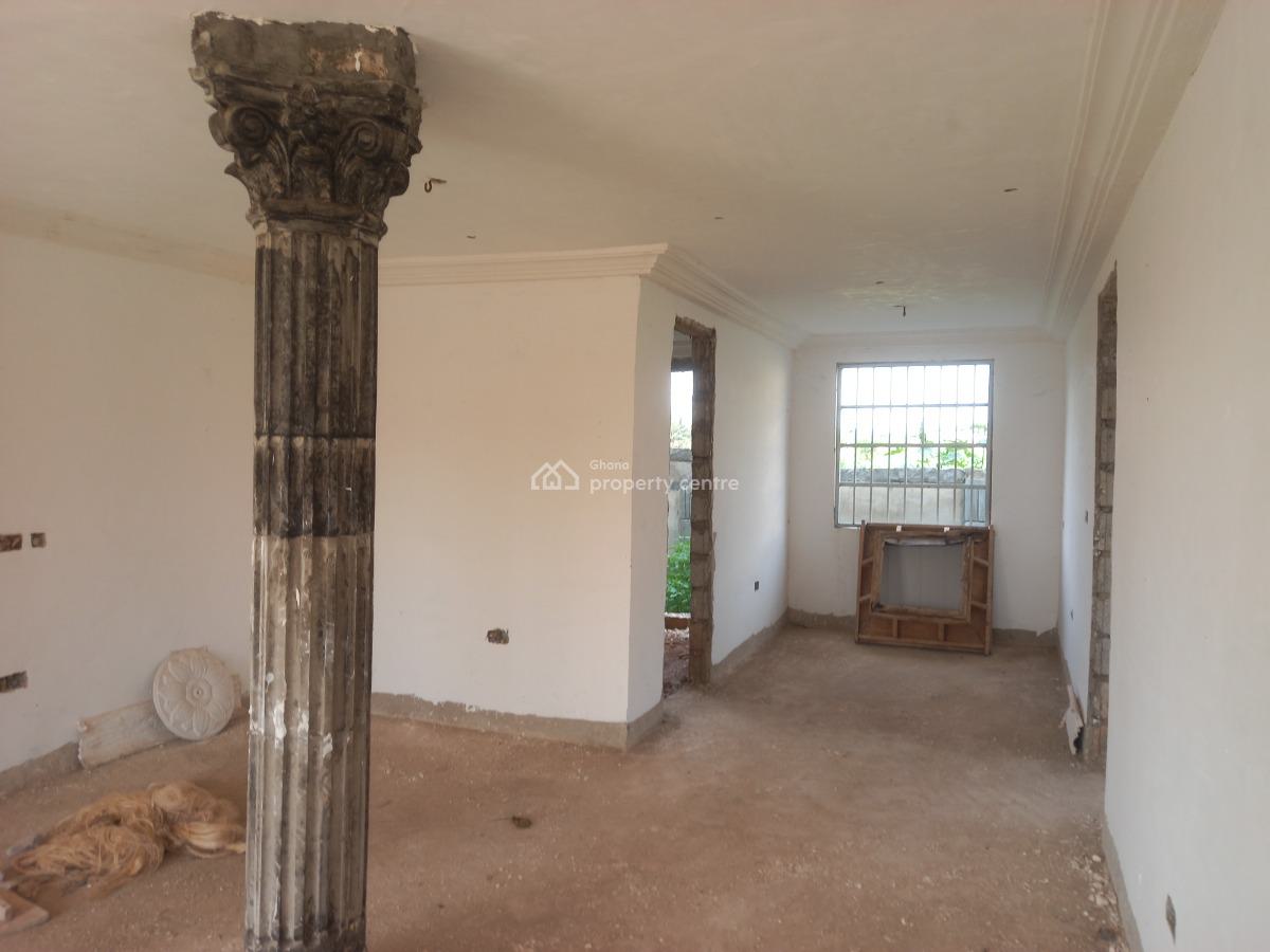 8 Bedrooms ( Apartment/ Flats), Atonsu ( S Line), Kumasi Metropolitan, Ashanti, House for Sale