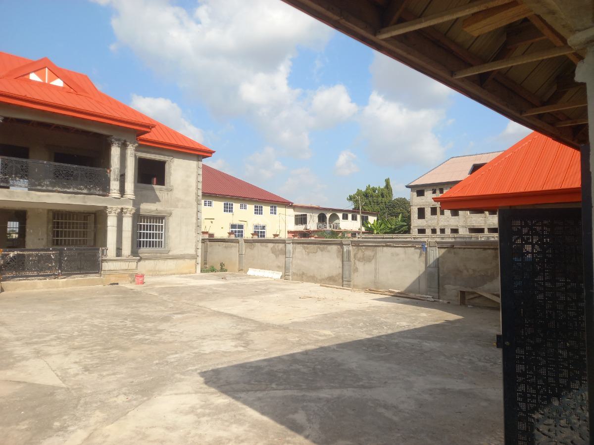8 Bedrooms ( Apartment/ Flats), Atonsu ( S Line), Kumasi Metropolitan, Ashanti, House for Sale