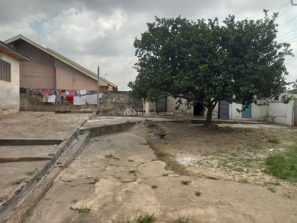 7 Bedrooms, Bohyen, Near Bantama, Abrepo Junction., Kumasi Metropolitan, Ashanti, House for Sale