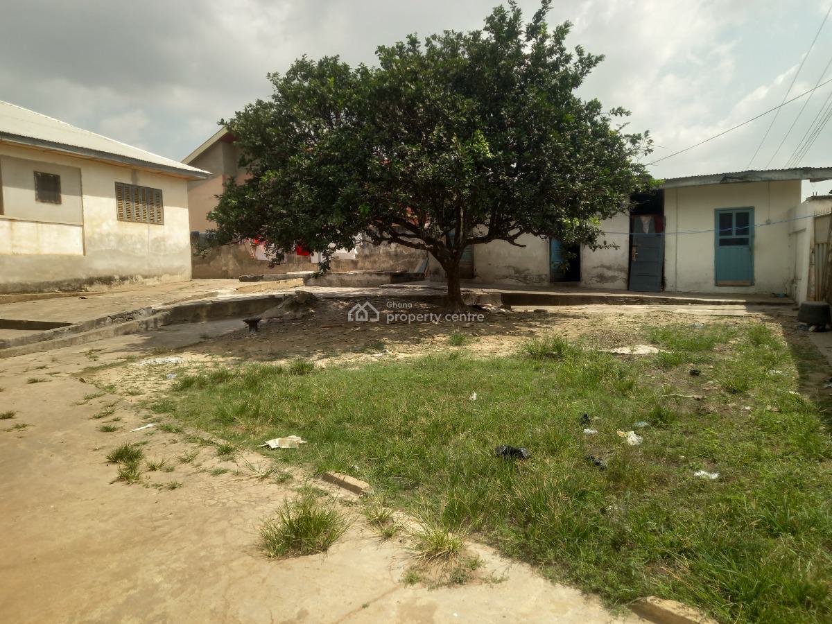 7 Bedrooms, Bohyen, Near Bantama, Abrepo Junction., Kumasi Metropolitan, Ashanti, House for Sale