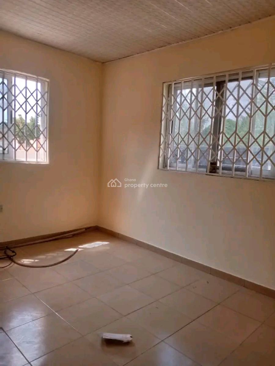 Neat 3-bedroom House @ Manet Court, Manet Court, Spintex, Accra, House for Rent
