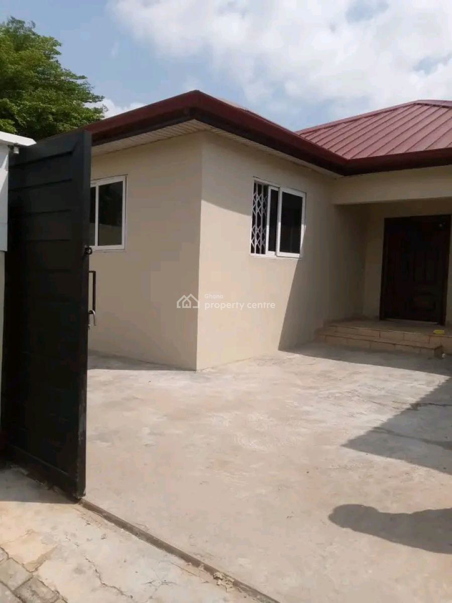 Neat 3-bedroom House @ Manet Court, Manet Court, Spintex, Accra, House for Rent