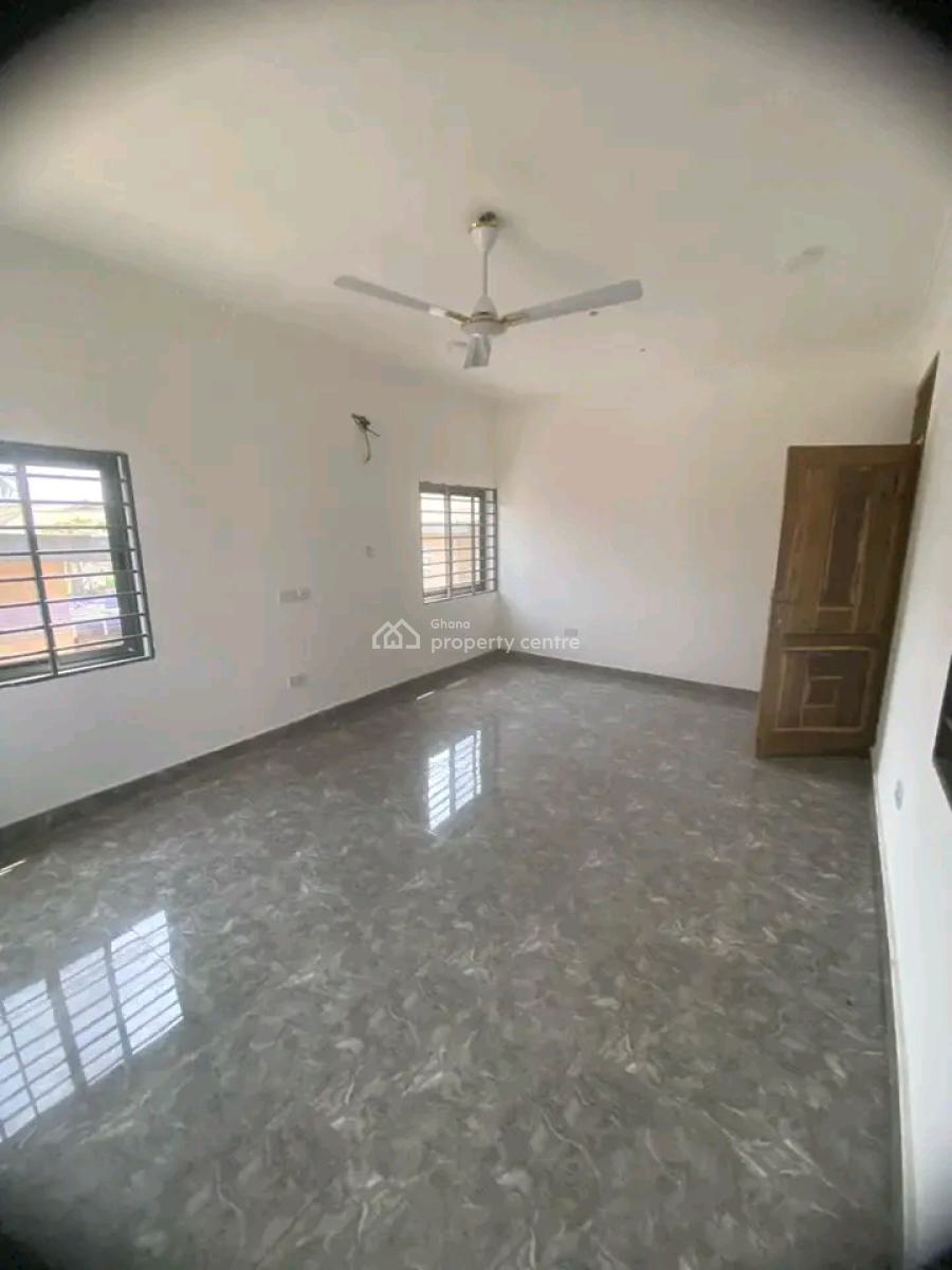 Executive 2-bedroom Apartment @ La, Labadi-aborm, Accra, Apartment for Rent