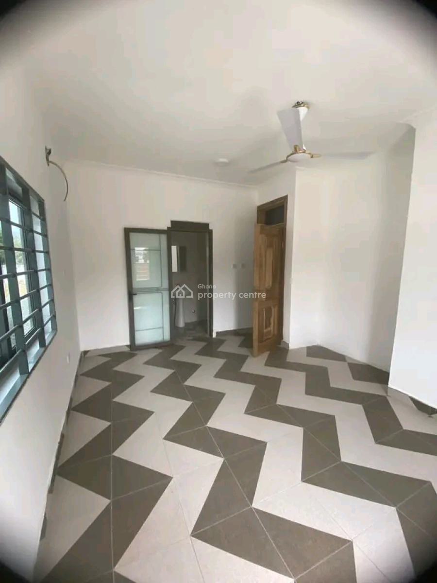 Executive 2-bedroom Apartment @ La, Labadi-aborm, Accra, Apartment for Rent