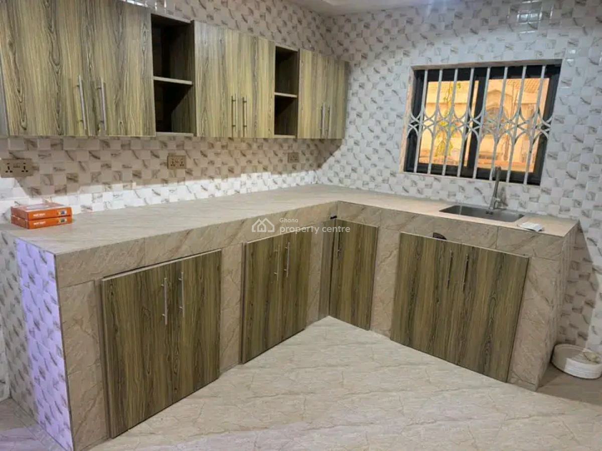 Executive 2-bedroom Apartment @ Achimota, Achimota, Accra, Apartment for Rent