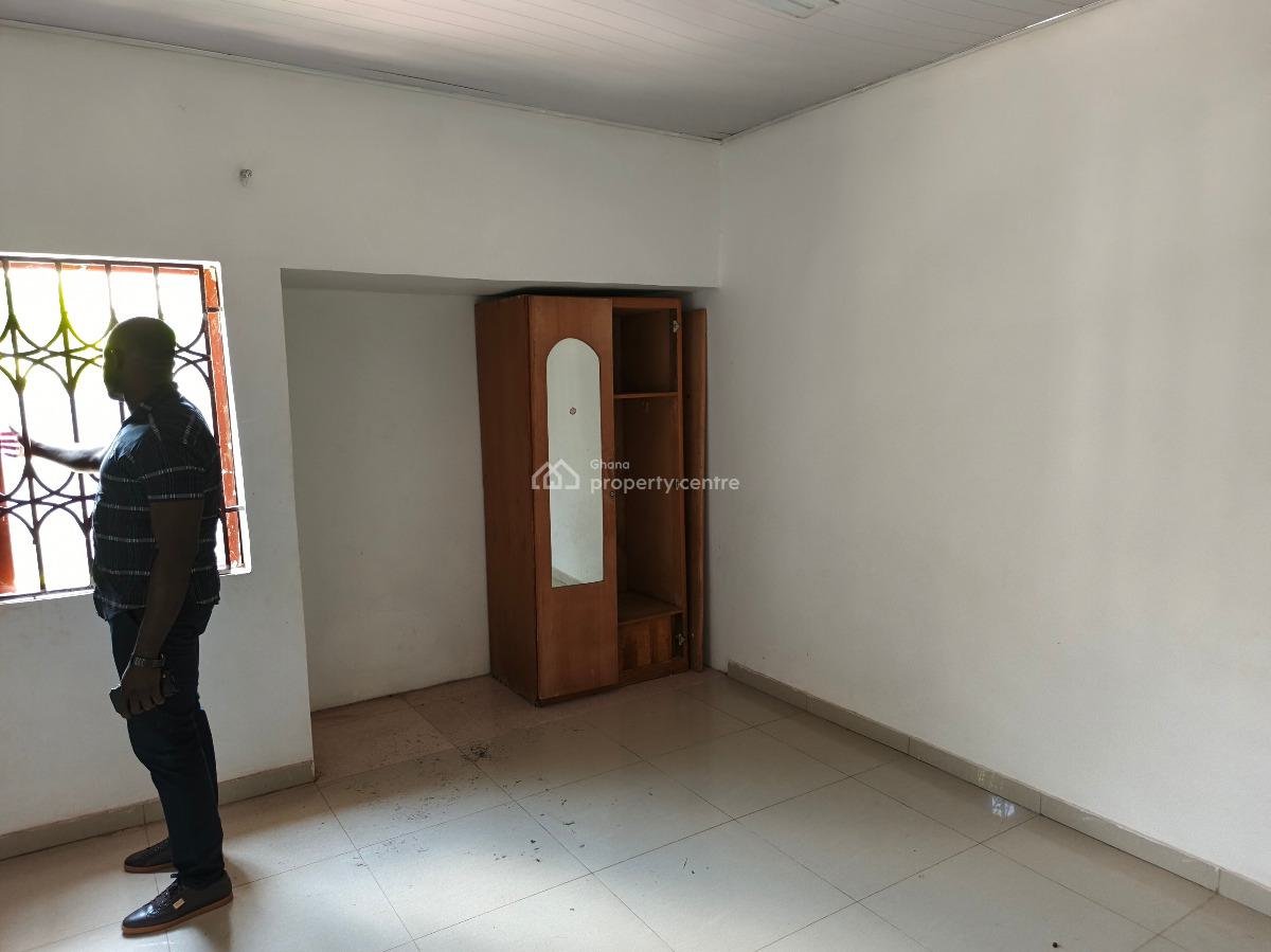 Neat 3bedroom House in Amrahia, Amrahia, Amrahia, Adenta Municipal, Accra, Semi-detached Bungalow for Sale