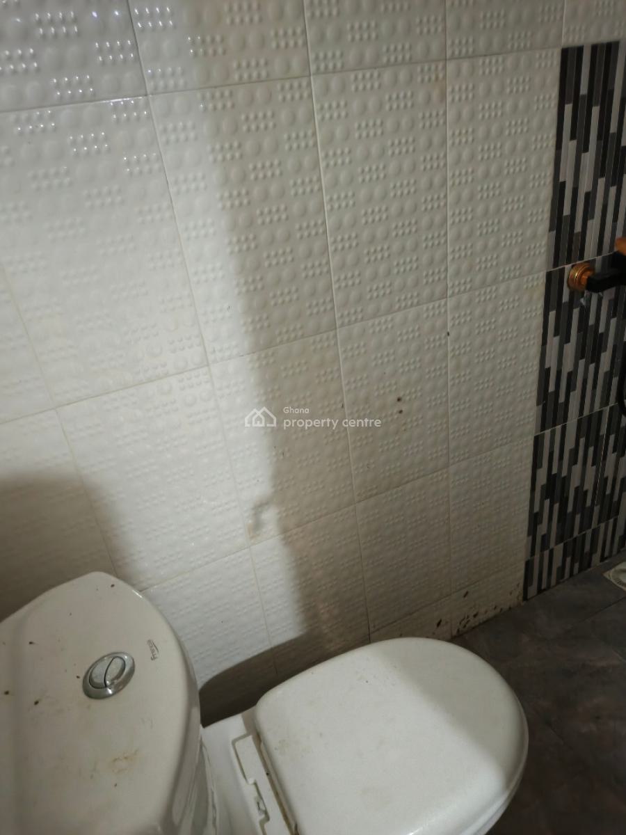 Neat 3bedroom House in Amrahia, Amrahia, Amrahia, Adenta Municipal, Accra, Semi-detached Bungalow for Sale