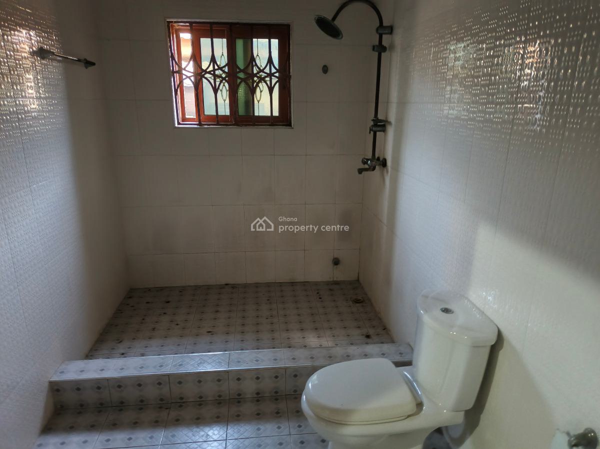 Neat 3bedroom House in Amrahia, Amrahia, Amrahia, Adenta Municipal, Accra, Semi-detached Bungalow for Sale