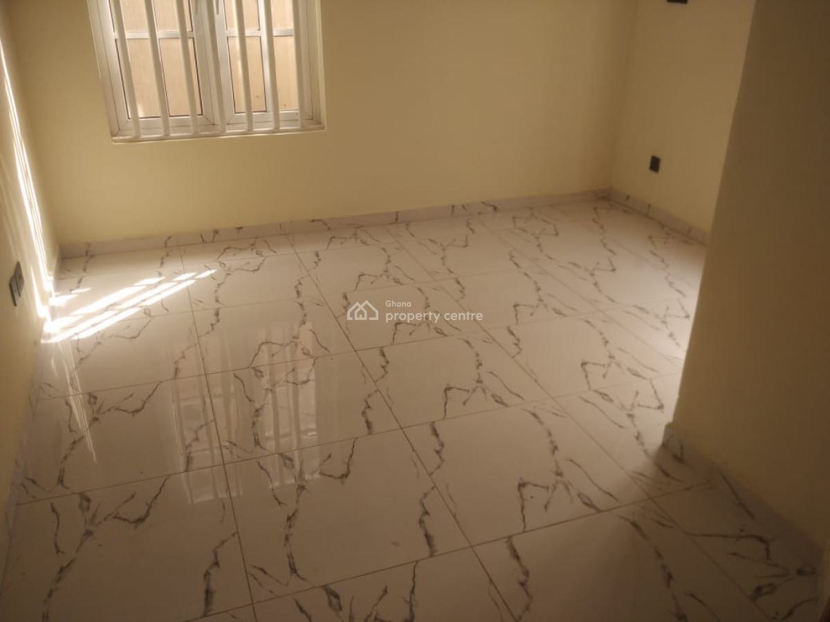 3 Bedrooms at Dome, Parakuo Estate Road, Dome, Ga East Municipal, Accra, Detached Bungalow for Sale