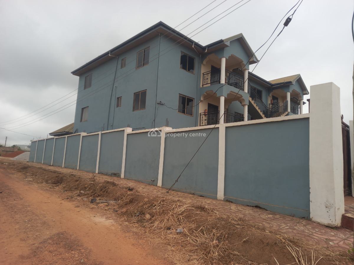 18 Bedrooms, Sokoban ( Apaaso) Near Ahodwo Daban., Kumasi Metropolitan, Ashanti, House for Sale