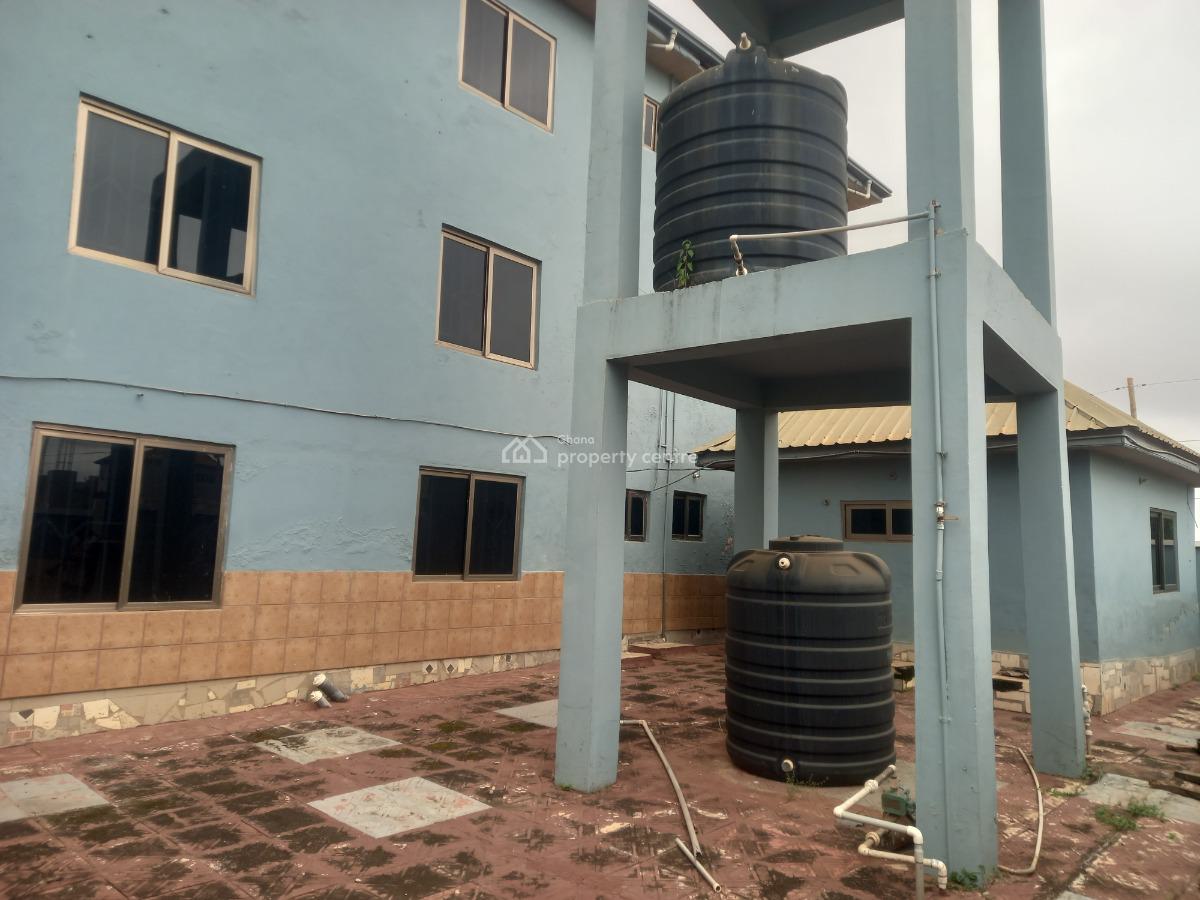 18 Bedrooms, Sokoban ( Apaaso) Near Ahodwo Daban., Kumasi Metropolitan, Ashanti, House for Sale