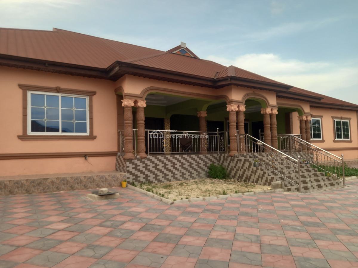 6 Bedrooms, Duase, Near Buokrom, Buobai., Kumasi Metropolitan, Ashanti, House for Sale