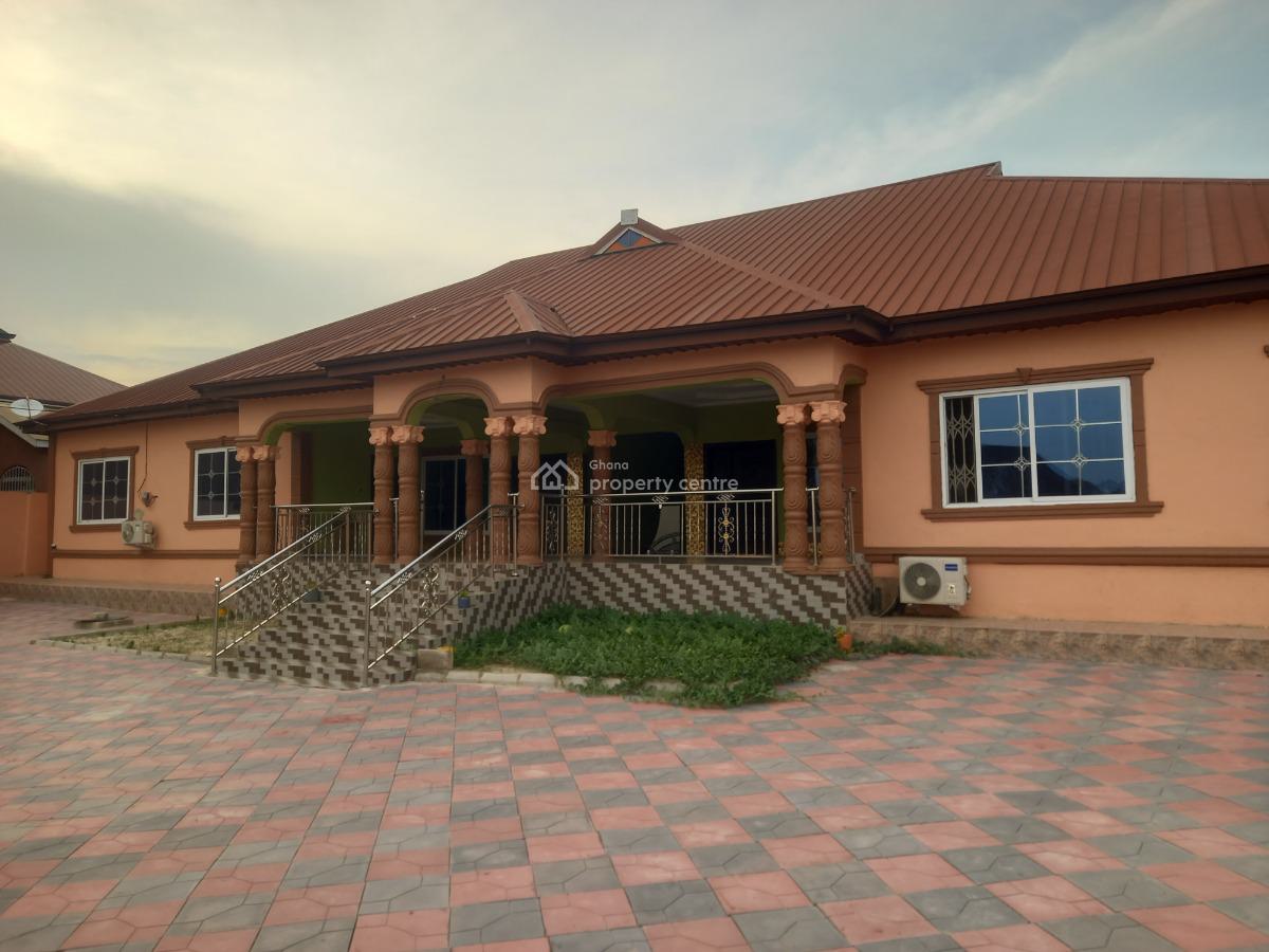 6 Bedrooms, Duase, Near Buokrom, Buobai., Kumasi Metropolitan, Ashanti, House for Sale