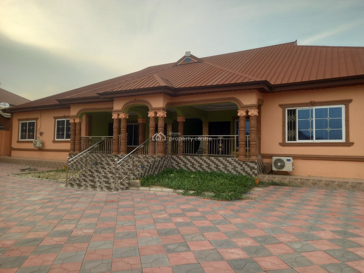6 Bedrooms, Duase, Near Buokrom, Buobai., Kumasi Metropolitan, Ashanti, House for Sale