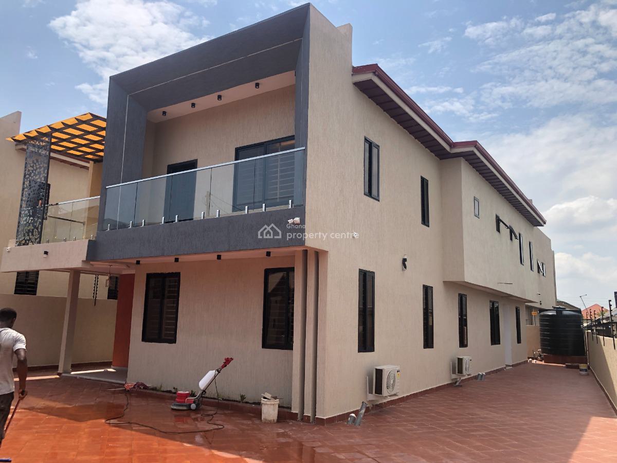 Executive 4 Bedroom with Modern Features  in  Oyarifa, Oyarifa, Oyarifa, La Nkwantanang Madina Municipal, Accra, Detached Duplex for Sale