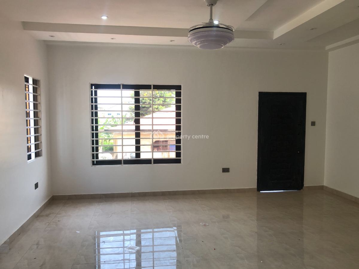 Executive 4 Bedroom with Modern Features  in  Oyarifa, Oyarifa, Oyarifa, La Nkwantanang Madina Municipal, Accra, Detached Duplex for Sale