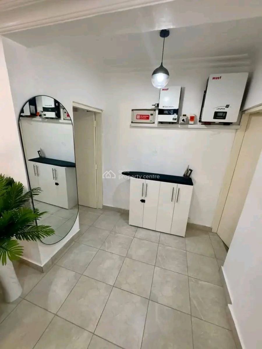 Fully Furnished 2-bedrooom Apartment @ Roman Ridge, Roman Ridge, Accra, Apartment Short Let