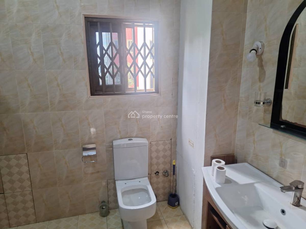 Executive 2-bedroom Apartment @ Ogbojo, Ogbojo, Adenta Municipal, Accra, Apartment for Rent