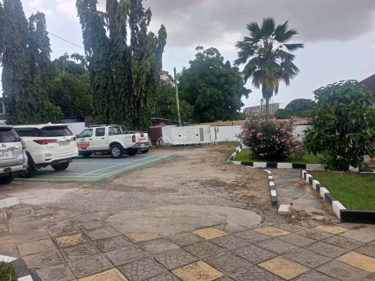 Executive 6 Bedrooms, Airport Residential Area, Accra, House for Rent