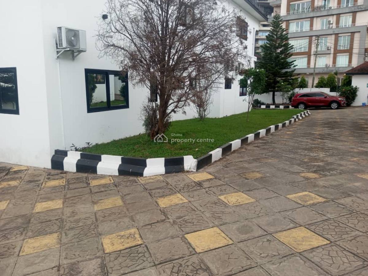 Executive 6 Bedrooms, Airport Residential Area, Accra, House for Rent